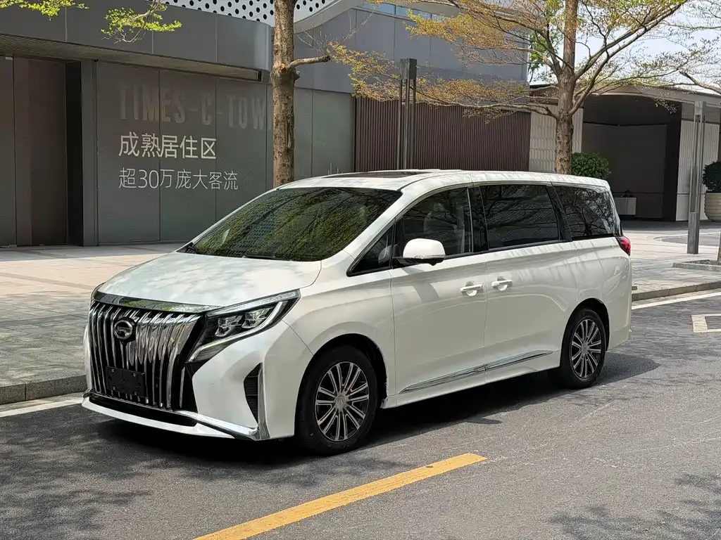 GAC Motor Trumpchi M8 — фото 1