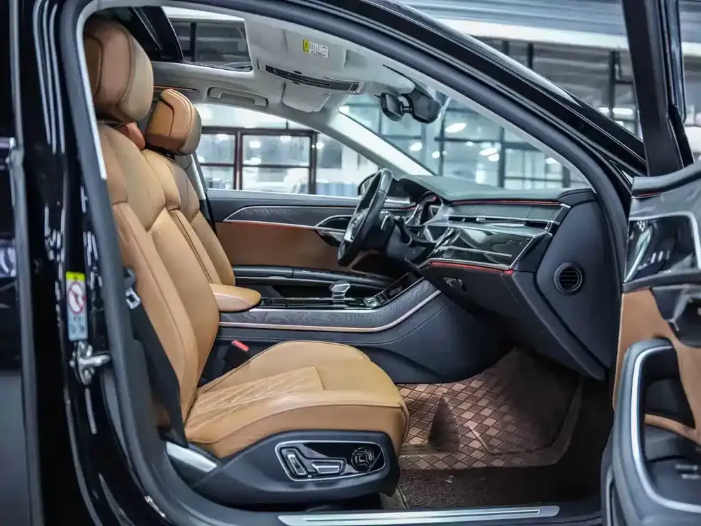 Audi A8 2023 из CN, фото 7