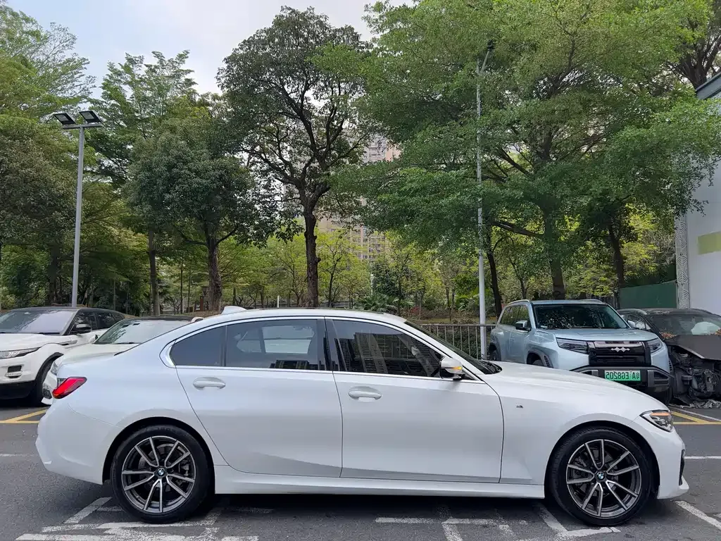 BMW 3 Series — фото 10