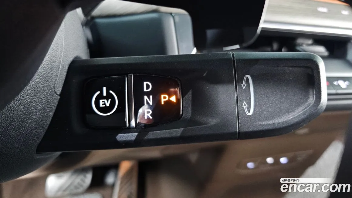 Kia EV9 2024 из KR, фото 8