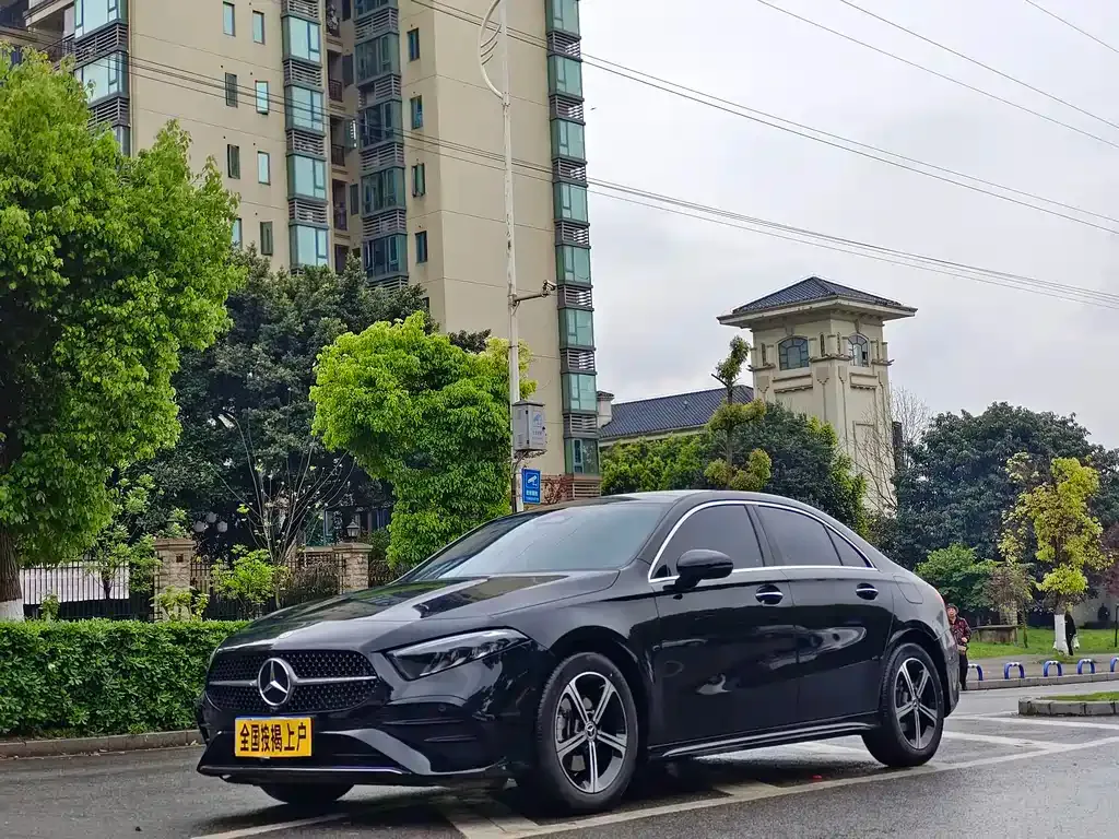 Mercedes-Benz A-Class — фото 1