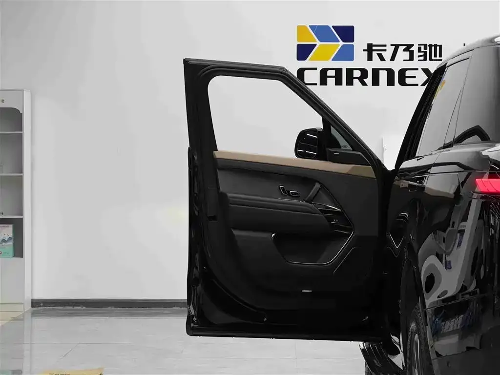 Land Rover Sport 2023 из CN, фото 2