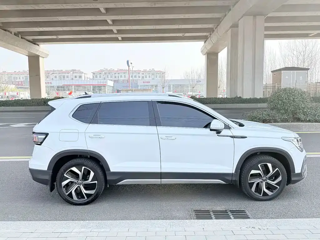 Volkswagen Tharu — фото 8