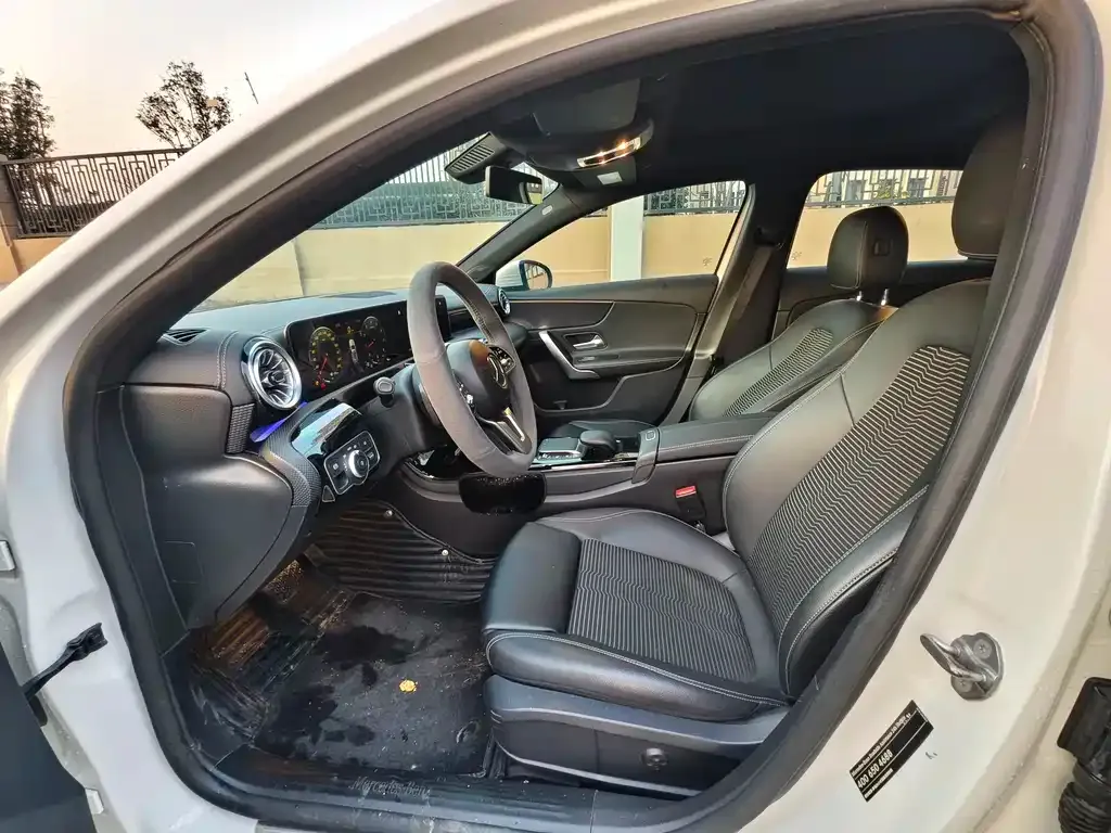 Mercedes-Benz A-Class (Import) 2023 из CN, фото 8