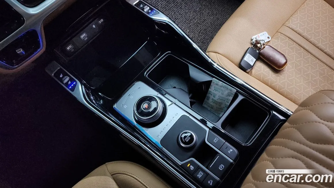 Kia Sorento — фото 9