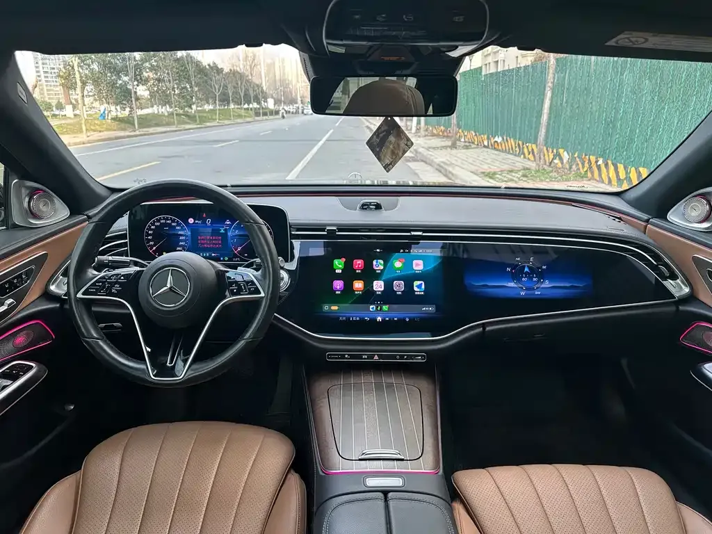 Mercedes-Benz E-Class 2024 из CN, фото 2