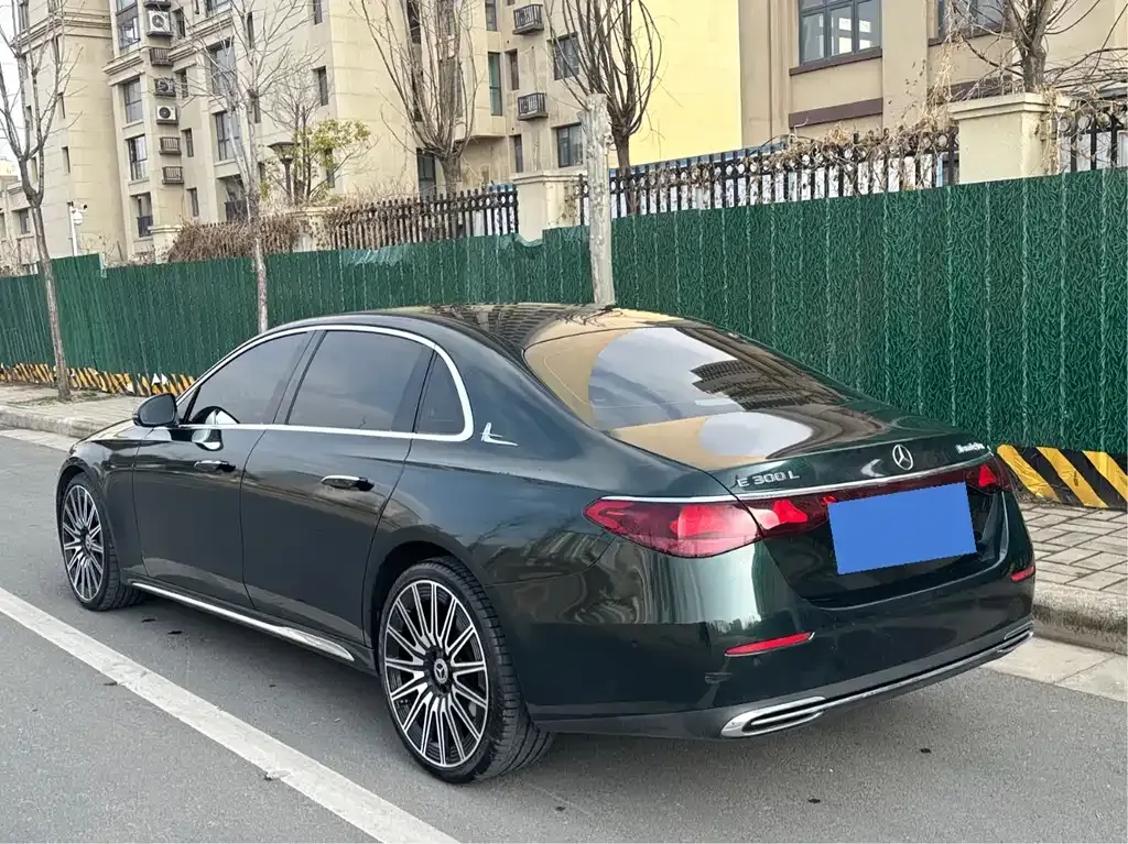 Mercedes-Benz E-Class 2024 из CN, фото 8