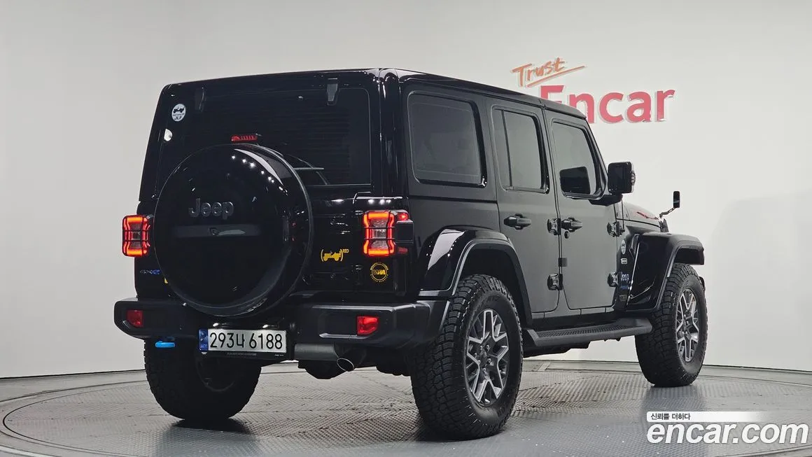Jeep Wrangler 2022 из KR, фото 4
