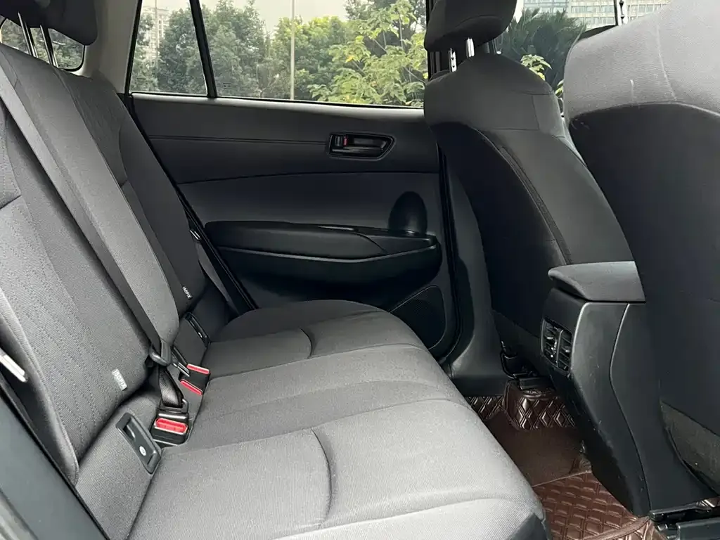 Toyota Corolla Cross 2024 из CN, фото 3