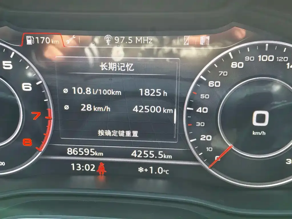 Audi Q5L 2021 из CN, фото 4
