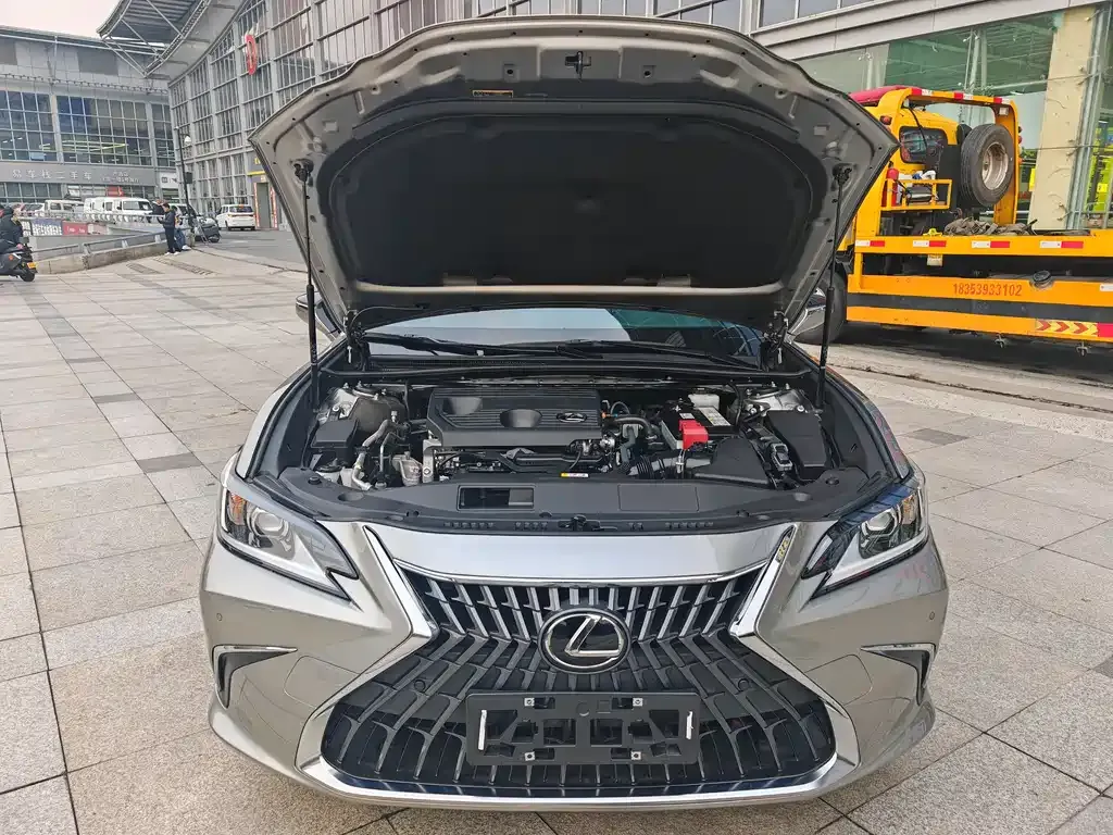 Lexus ES 2023 из CN, фото 10