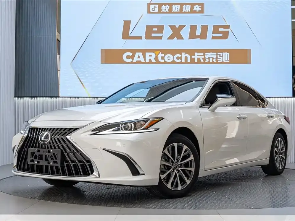 Lexus ES 2024 из CN, фото 1