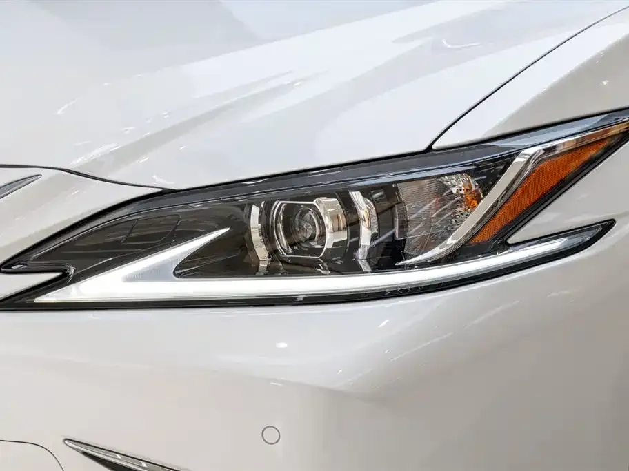 Lexus ES 2024 из CN, фото 4