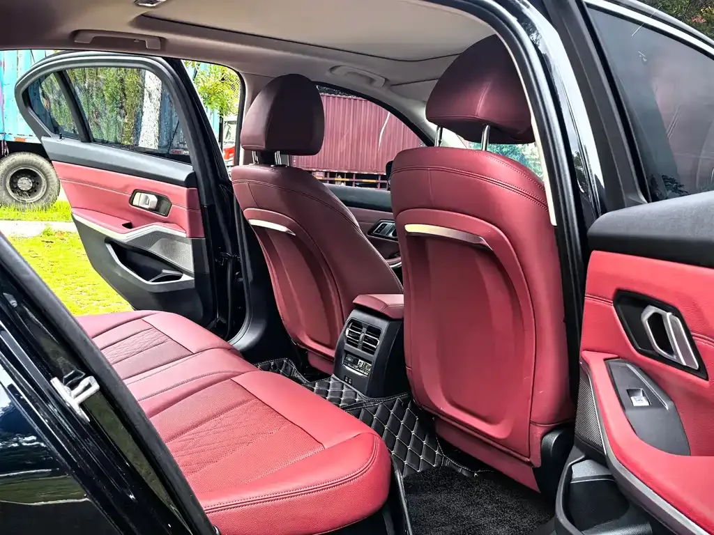 BMW i3 2024 из CN, фото 2