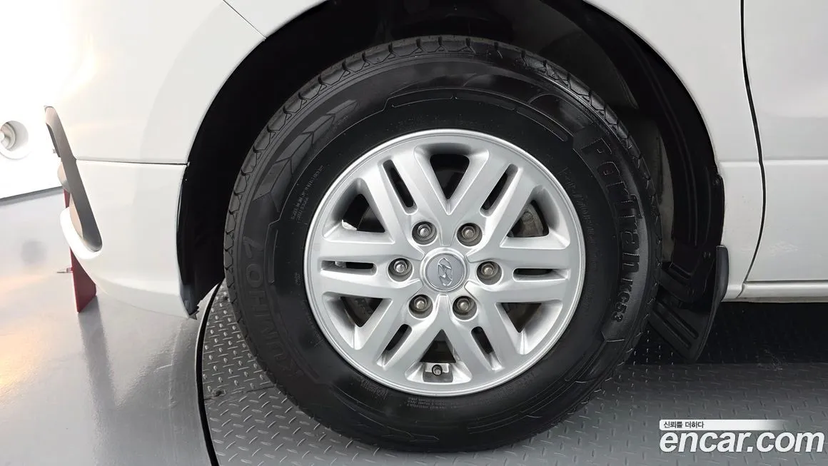 Hyundai Starex 2021 из KR, фото 2