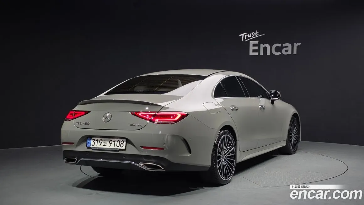 Mercedes-Benz CLS-Class — фото 2