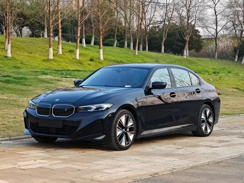 BMW i3 — фото 1