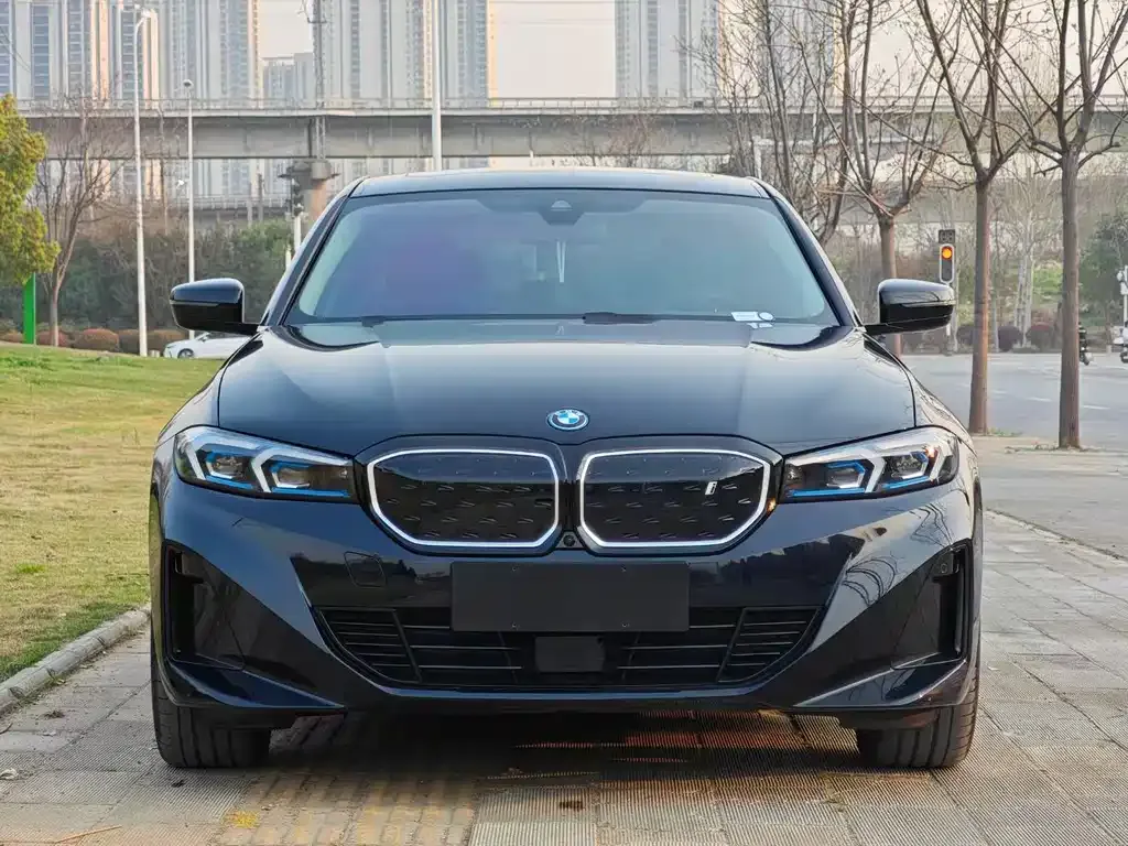 BMW i3 — фото 7