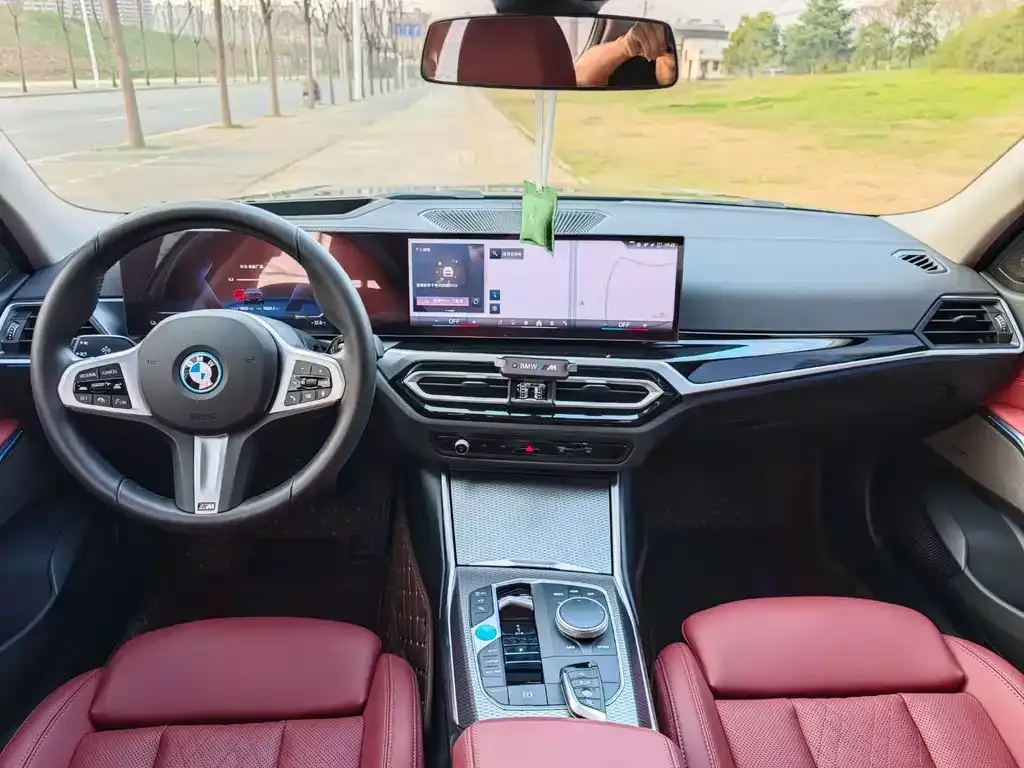 BMW i3 — фото 3