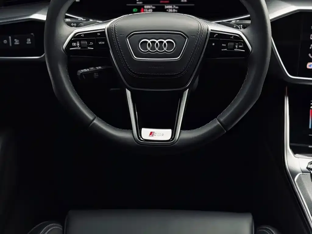 Audi A6L — фото 2