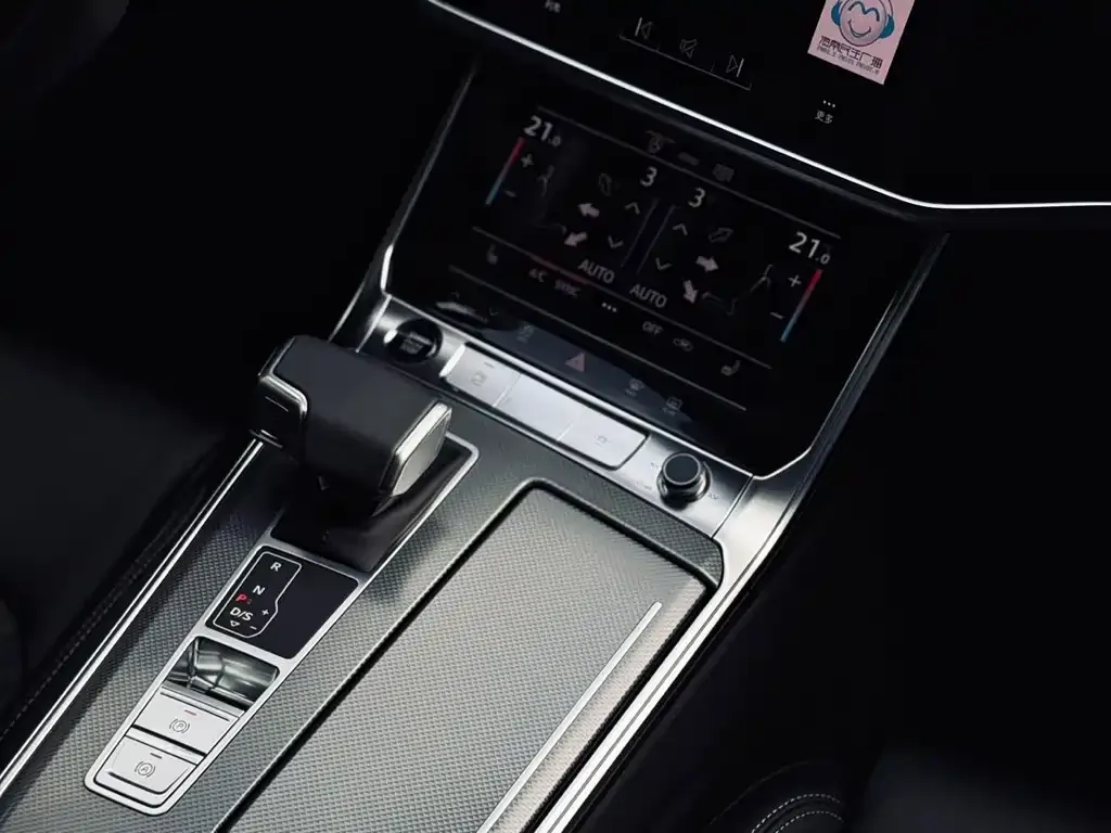 Audi A6L — фото 6