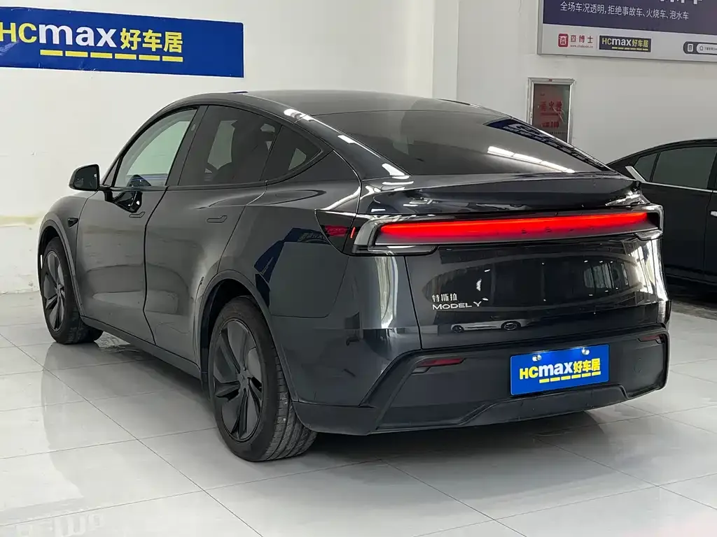 Tesla Model Y 2025 из CN, фото 10