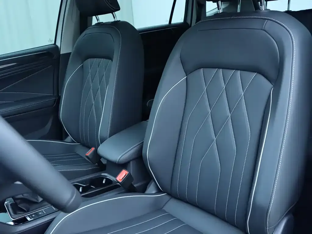 Volkswagen Tiguan L 2025 из CN, фото 5