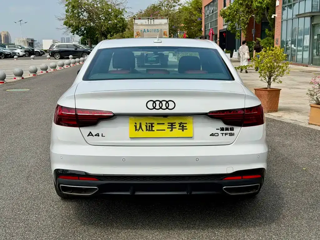 Audi A4L 2024 из CN, фото 5