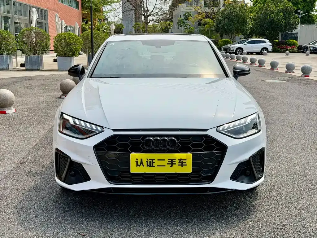 Audi A4L 2024 из CN, фото 10