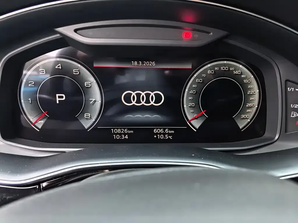 Audi Q7 — фото 4
