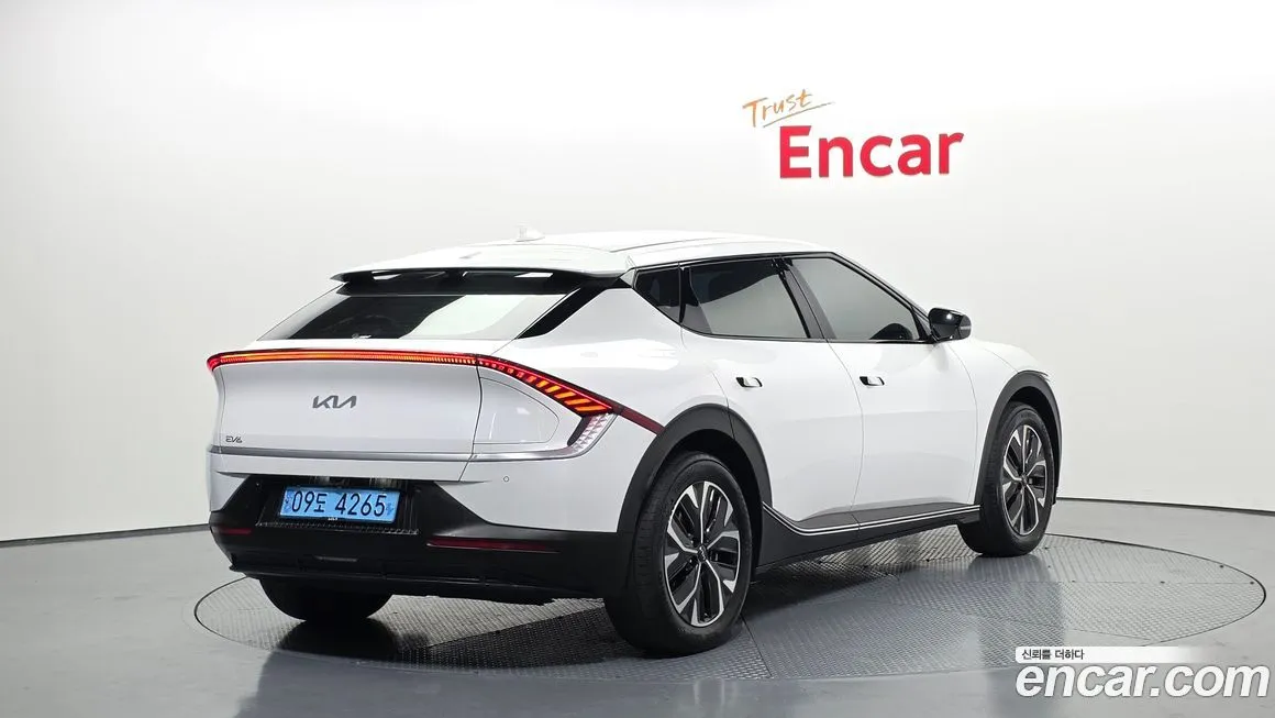 Kia EV6 2023 из KR, фото 5