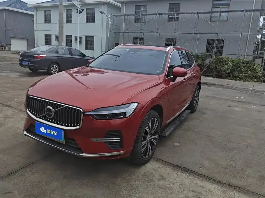 Volvo XC60 PHEV 2022 из CN, фото 1