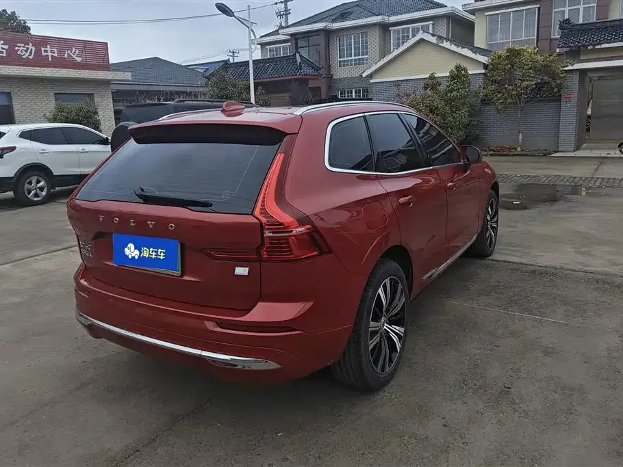 Volvo XC60 PHEV 2022 из CN, фото 4