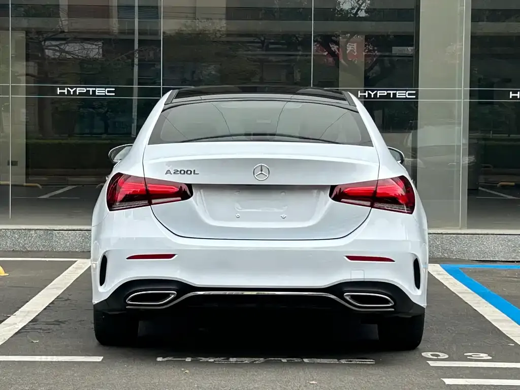 Mercedes-Benz A-Class — фото 6