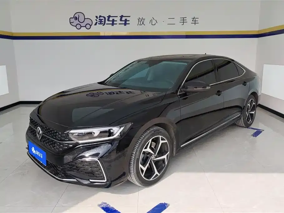 Volkswagen Passat 2023 из CN, фото 1