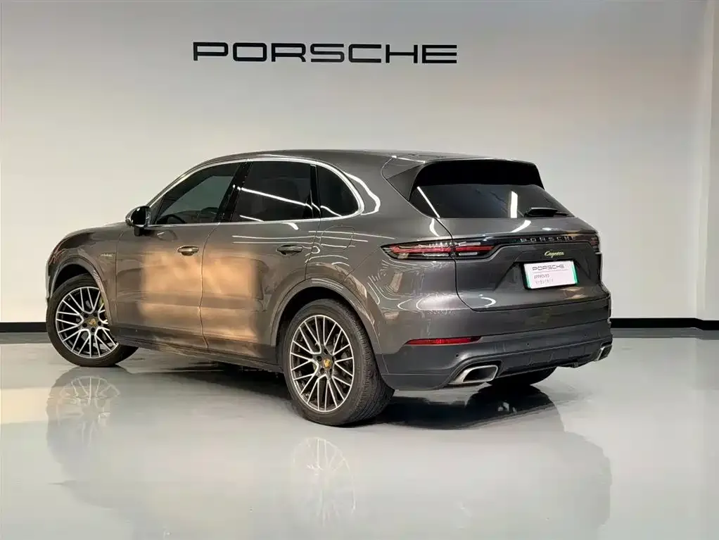 Porsche Cayenne Hybrid 2021 из CN, фото 4