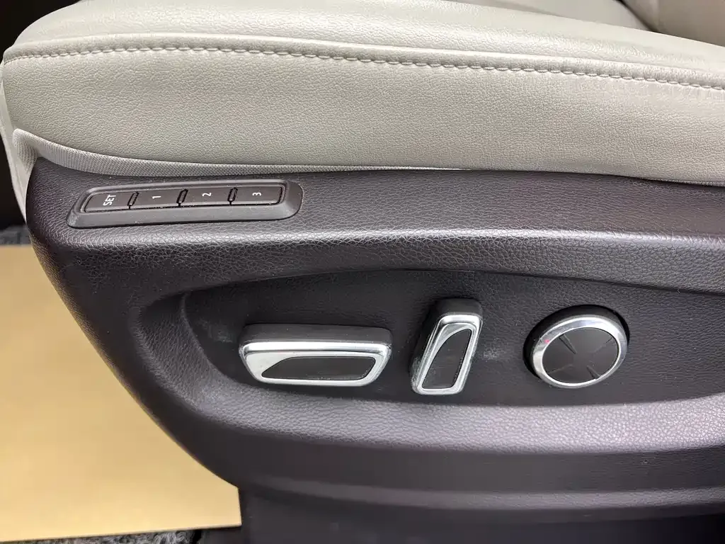 GAC Motor Trumpchi M8 — фото 10