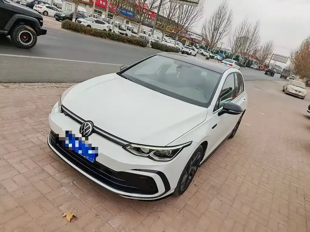 Volkswagen Golf 2022 из CN, фото 1