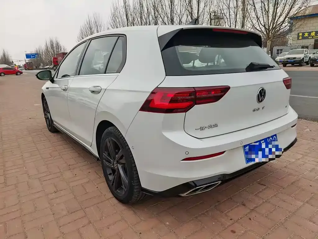 Volkswagen Golf 2022 из CN, фото 6