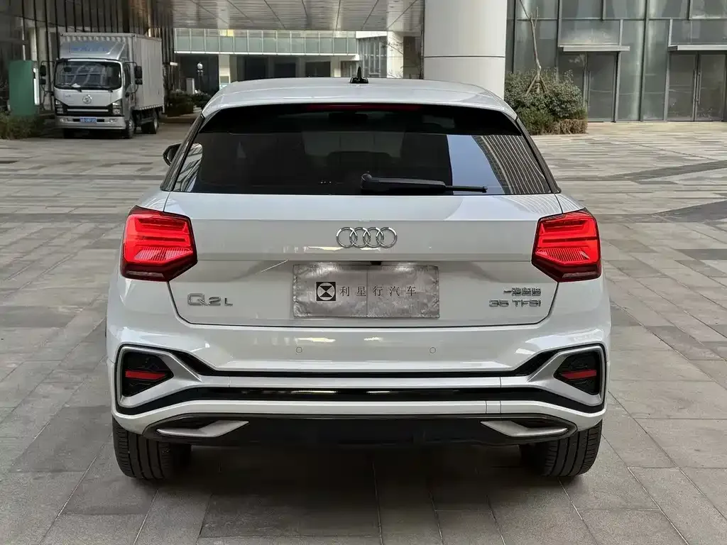Audi Q2L 2022 из CN, фото 4