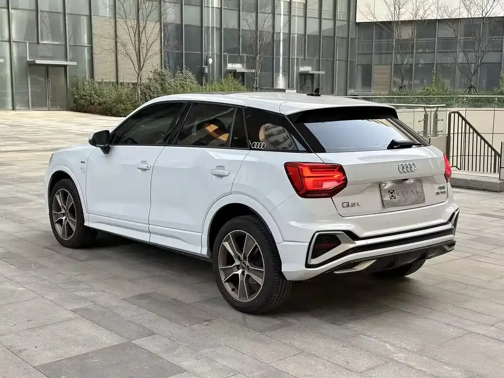 Audi Q2L 2022 из CN, фото 10