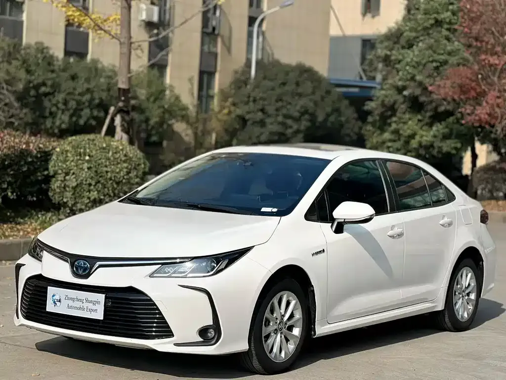 Toyota Corolla 2022 из CN, фото 1