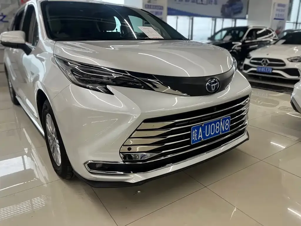 Toyota Sienna 2022 из CN, фото 9