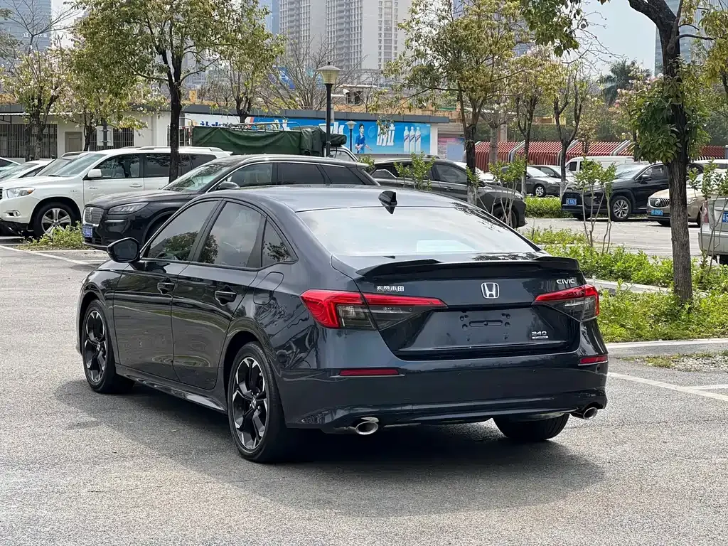 Honda Civic — фото 5