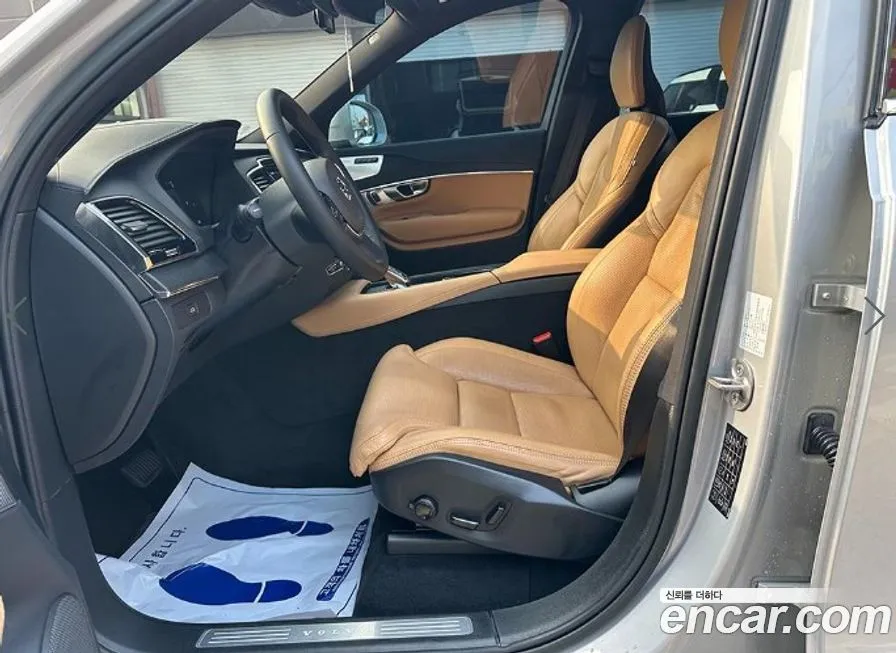 Volvo XC90 — фото 2