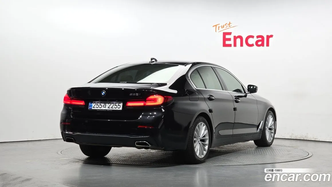 BMW 5-Series 2021 из KR, фото 2