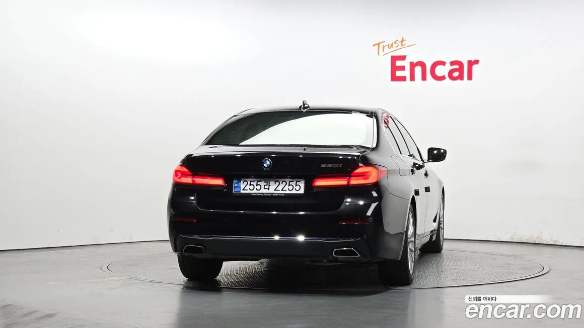 BMW 5-Series 2021 из KR, фото 9