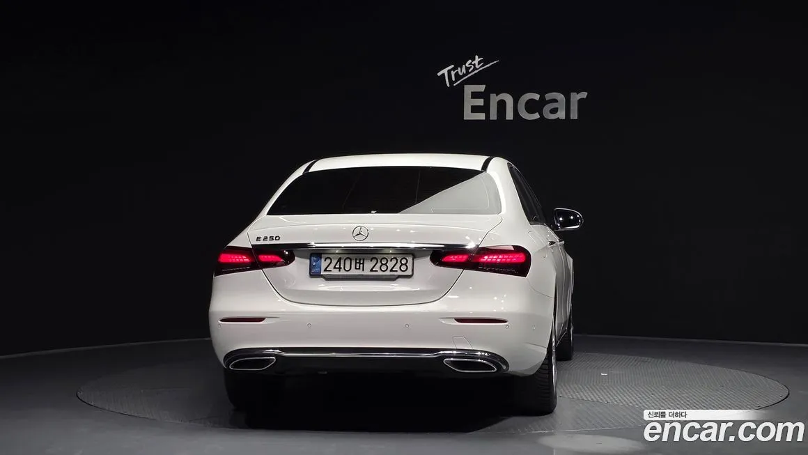Mercedes-Benz E-Class 2022 из KR, фото 3