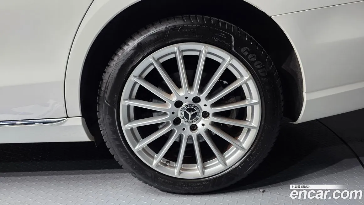 Mercedes-Benz E-Class 2022 из KR, фото 7