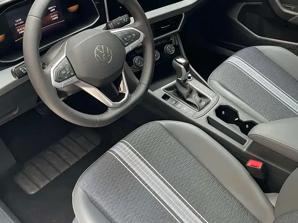 Volkswagen Sagitar 2024 из CN, фото 9